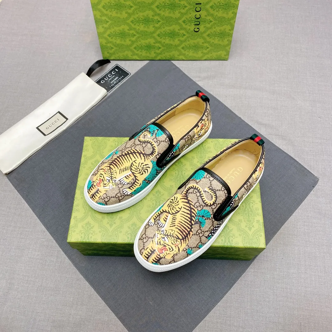 p360 The official website synchronizes the 1:1 replica🇮🇹🇮🇹"GUCCI"🔍🔍for sale at the men's 2025 counter simultaneously, 1:1 large G font, high-end 3D pattern, fashionable and casual, comfortable and breathable personality, the first choice for trendy men, imported sheepskin lining, comfortable, breathable and fashionable Trendy, a must-have for trendy men, soles: Original soles specially provided by the original factory, exclusive movable molded soles are super comfortable, original factory goods, 🔍🔍high quality, you can enter and leave the counter at will, 38-44, (45 can be customized, non-returnable or exchangeable) available from stock, you deserve it No. 005